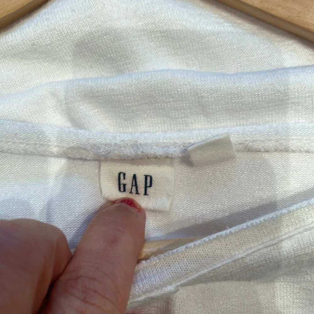 Gap Dolman Sleeve, High/Low with Center & Back Decorative Hem Size L - Picture 7 of 8